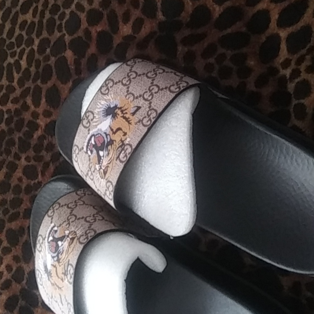 Gucci Slides